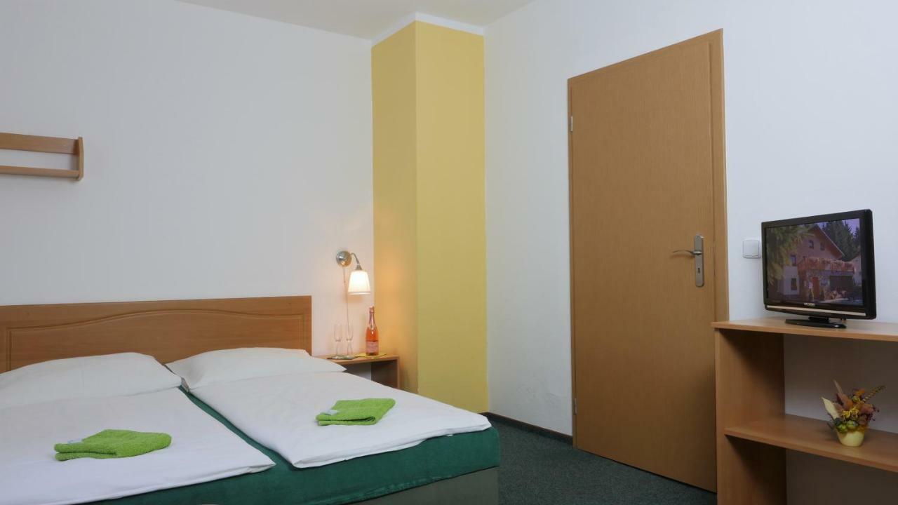 Pension Aspen Гаррахов Экстерьер фото